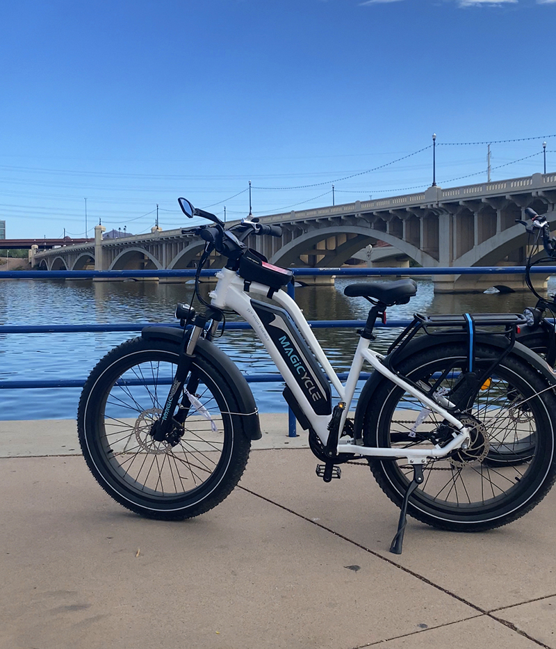 Tempe_Town_Lake_E-Bikes